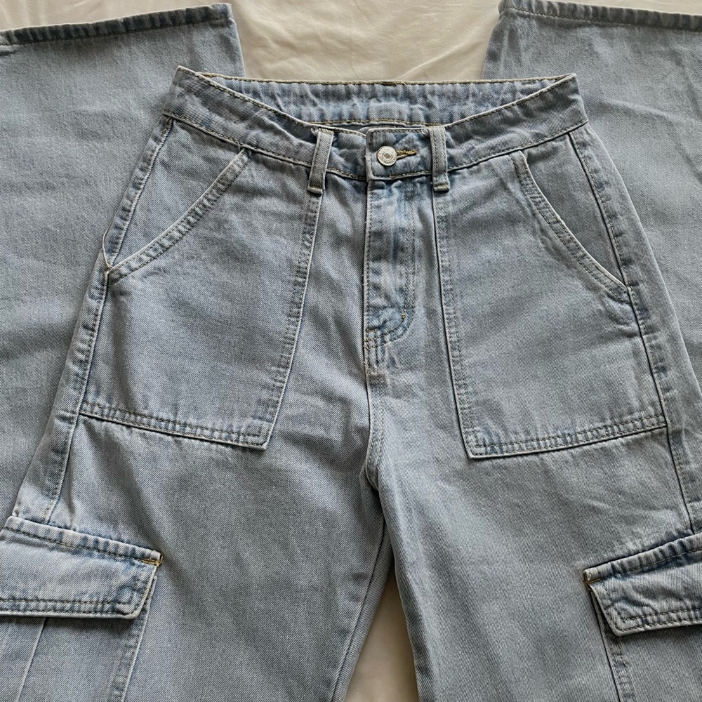 SHEIN Light Blue Denim Jeans